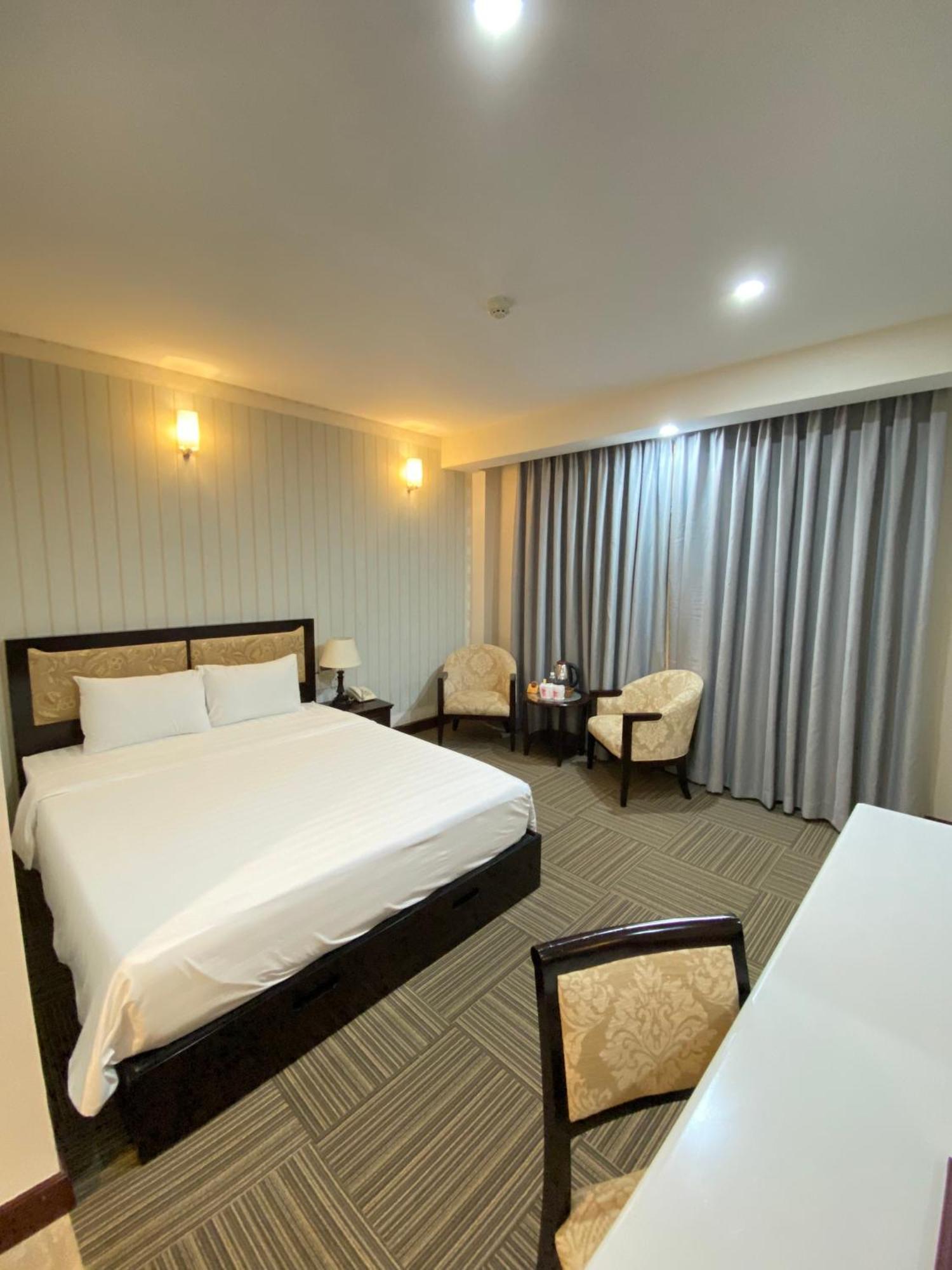 Dong Kinh Hotel مدينة هوشي منه المظهر الخارجي الصورة