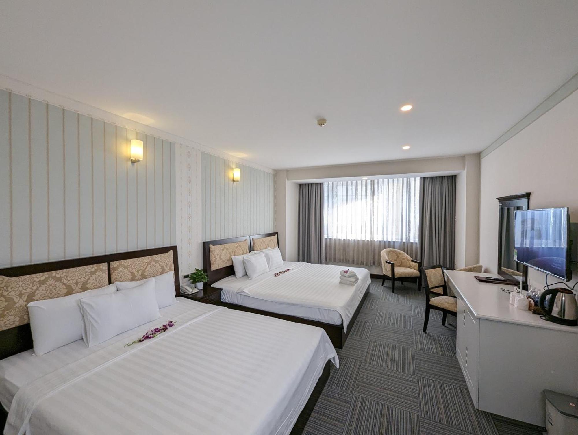 Dong Kinh Hotel مدينة هوشي منه المظهر الخارجي الصورة