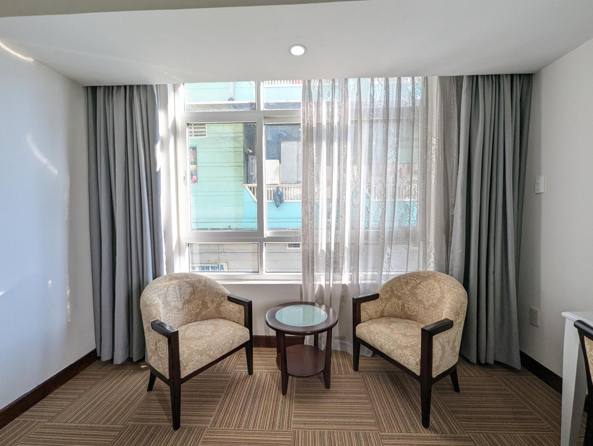 Dong Kinh Hotel مدينة هوشي منه المظهر الخارجي الصورة